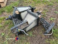 Pair of Victorian style coach lights working when removed - 3