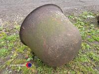 Cast iron couldron, approx 21in internal diameter at rim - 3