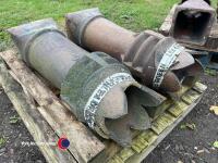 Pair of chimney pots