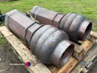 Pair of chimney pots - 2