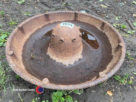 Cast iron garden troughs