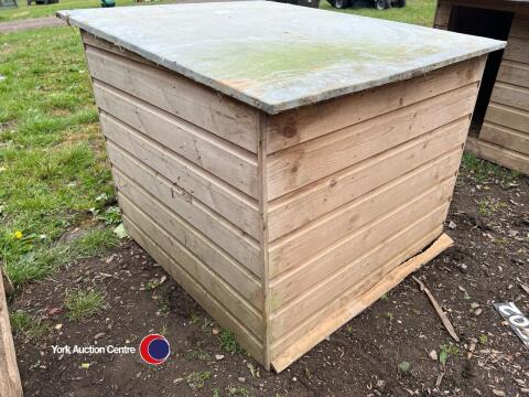Dog kennel