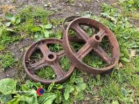 3 x assorted small cast iron wheels - 3