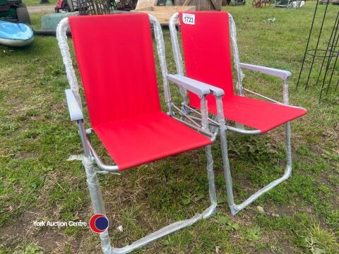 2 x new red deck chairs
