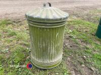 Galvanised garden bin - 2