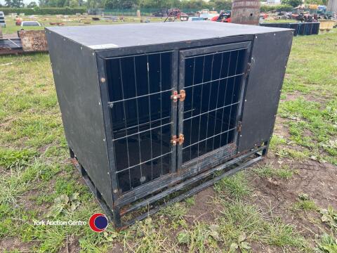 Dog box