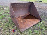 3ft loader bucket - 2
