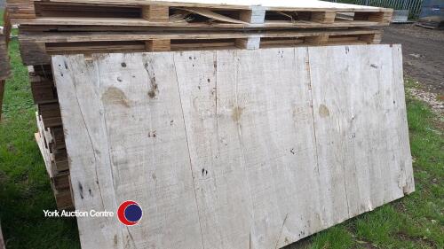 20 x large pallets ideal for cladding or splitting sheds livestock barrier