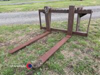 Manitou pallet forks - 2