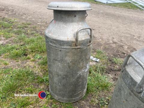 Milk churn