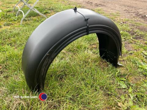 4 x plastic trailer mudguards, new