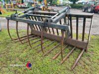 Cherry products muck grab, Kramer brackets - 2
