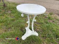 Garden table - 2