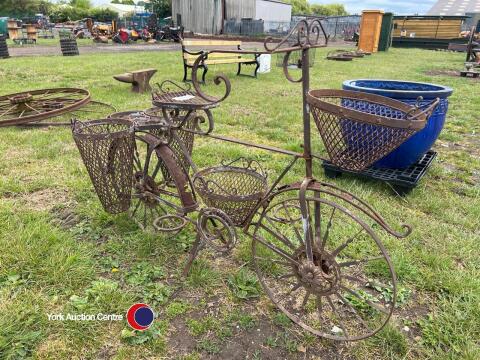 Bespoke old bicycle as planter