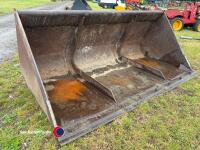 Loadall bucket c/w Scorpion brackets