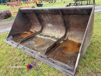 Loadall bucket c/w Scorpion brackets - 2