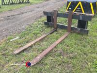 Pallet forks c/w Euro brackets - 2