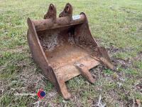 Digging bucket for mini-excavator, 1.5T - 2