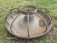Cast round pig troughs