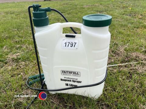 Knapsack sprayer