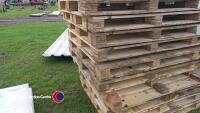 20 x large pallets ideal for cladding or splitting sheds livestock barrier - 2
