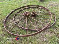 2 x garden metal wheels - 3