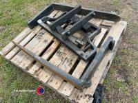 Forklift carriage plus a pair of forks - 3