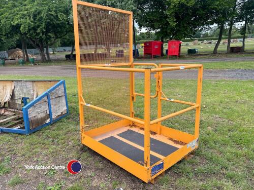 Forklift/telehandler safety cage