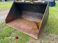 5ft 6in tipping bucket for forklift - 2