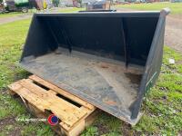 LWC tractor bucket, vgc