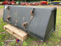 LWC tractor bucket, vgc - 3