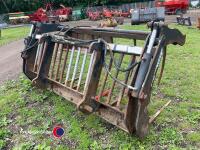 Strimech muck grab - 3