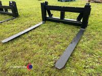 Pair pallet forks c/w Euro brackets