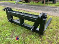 Pair pallet forks c/w Euro brackets - 3