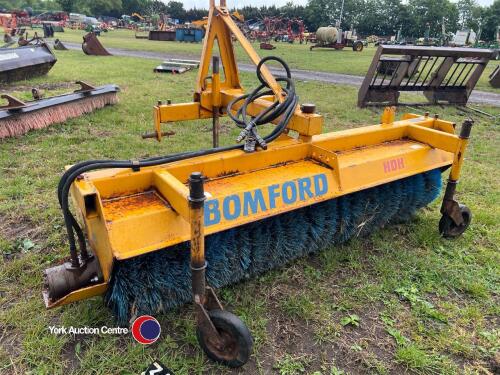 Bomford 6ft yard sweeper