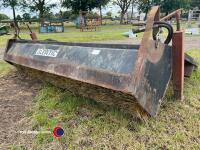 Slewtic bucket brush - 3