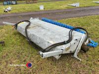 Albutt bucket brush - 2