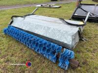 Albutt bucket brush - 4