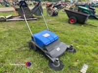 Altec 360 pedestrian sweeper - 2