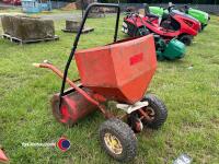 Garden roller and fertiliser spreader - 2