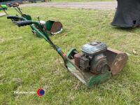 Ransomes Marquis 20in cylinder mower with box Kubota engine, wo - 3