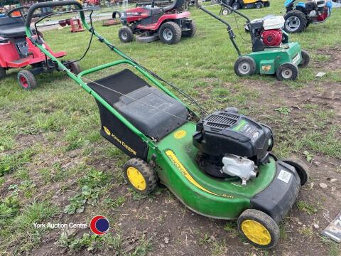 John Deere 675 EXI mower, Briggs and Stratton engine, spares and repairs