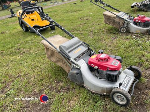 Cobra pro rear roller mower
