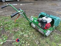 Dennis FT610 cylinder mower c/w grass box - 4