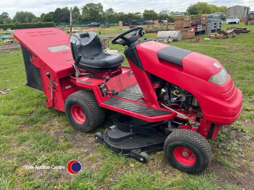 Countax 42in ride on lawn tractor