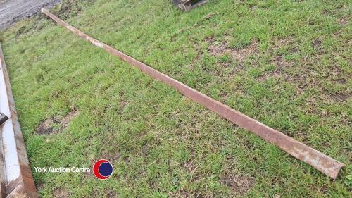 23ft 5in long angle iron 70mm