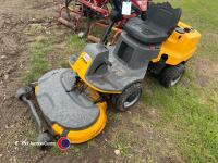 Stiga lawn mower runs and cuts - 4