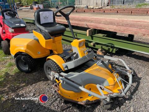 Stiga Park Royal Ride On Mower