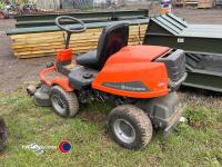Husqvarna R16C AWD ride on mower - 3