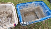 Two motor builders tubs - 2